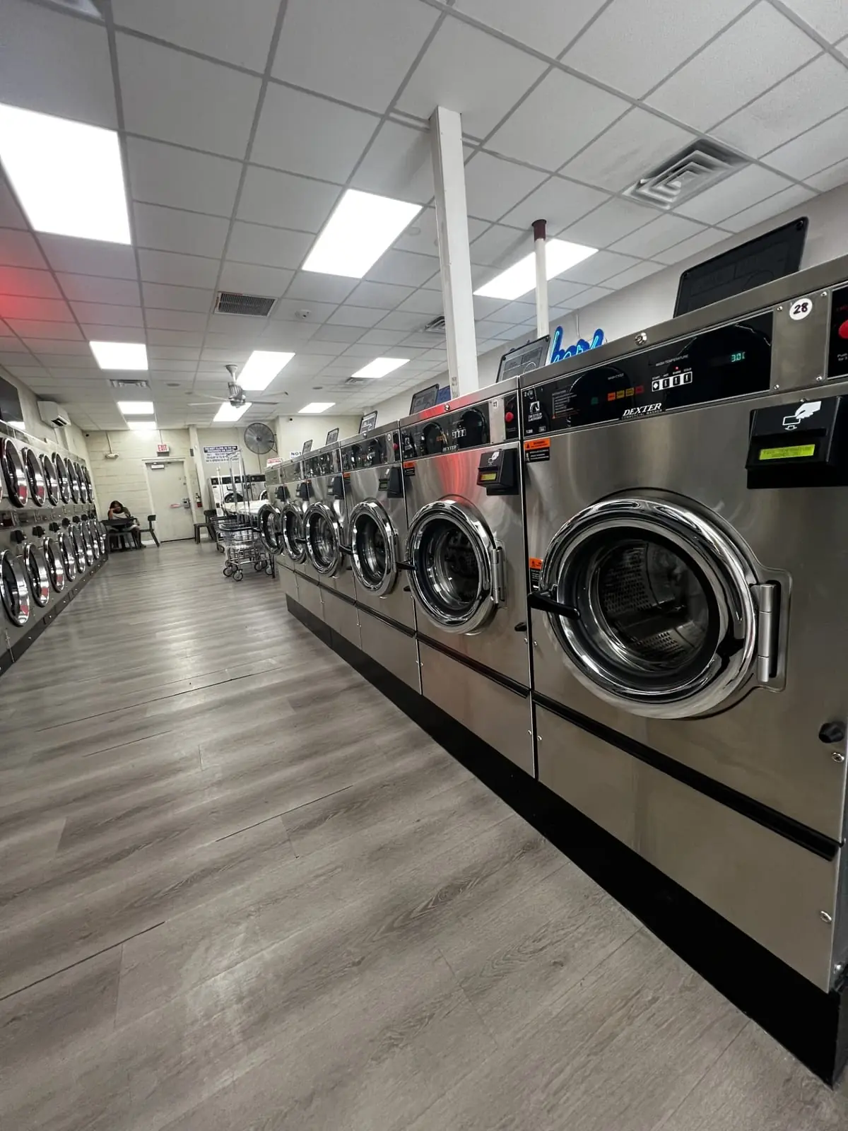 Suds Laundromat